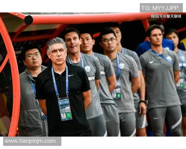 沧州雄狮对阵劲旅鏖战激烈赛场风云再起引球迷热议